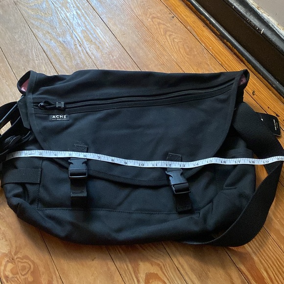 Laptop bag new with tags - Picture 3 of 8